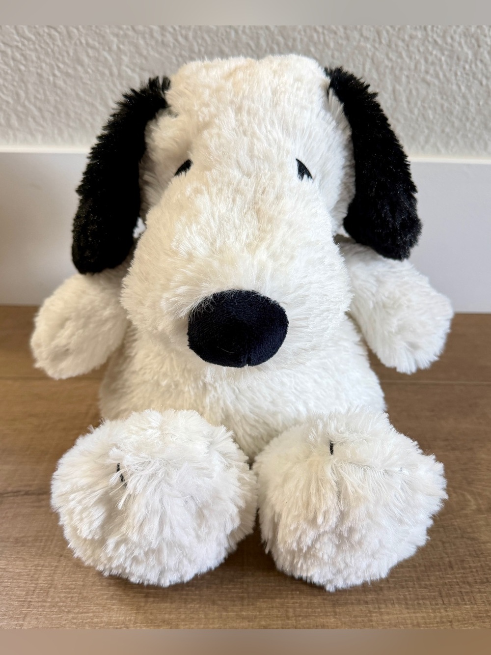 Warmies Snoopy Peanuts Plush Microwavable Freezable Lavender Scented